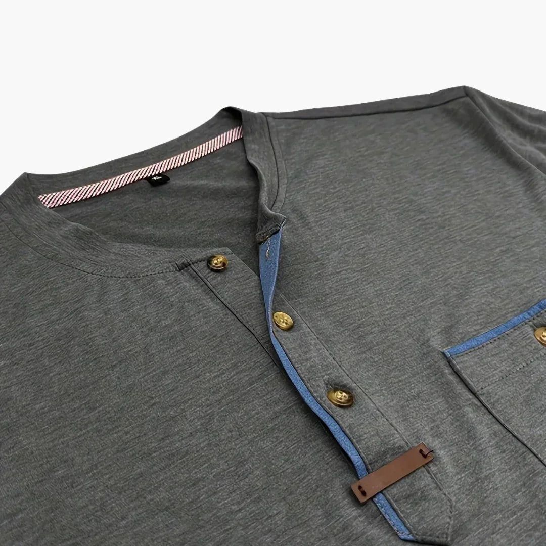 Henley-T-skjorte med dekorative sømmer til herre