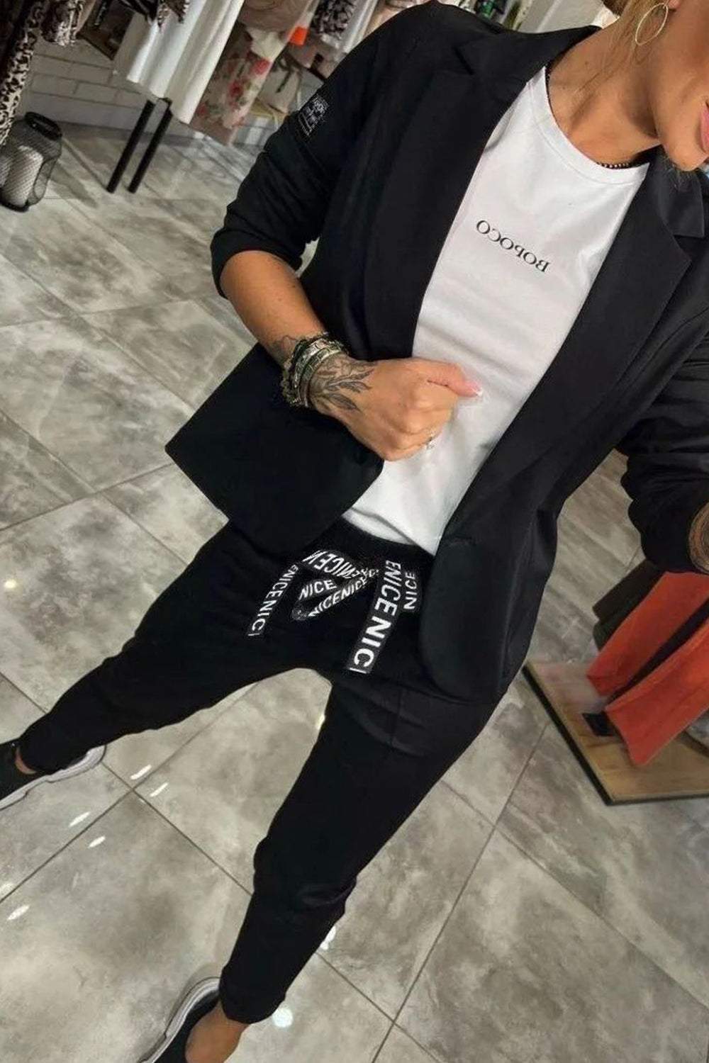 Fenna™ | Afslappet Ensfarvet To-delt Sæt til Kvinder